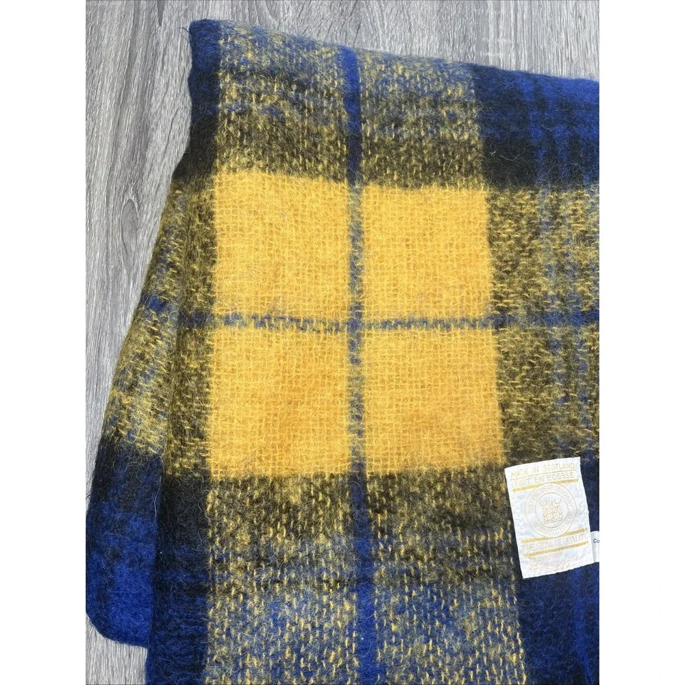 VTG Hudson's Bay Company Mohair/Wool Plaid Throw Blue Yellow Gold 55